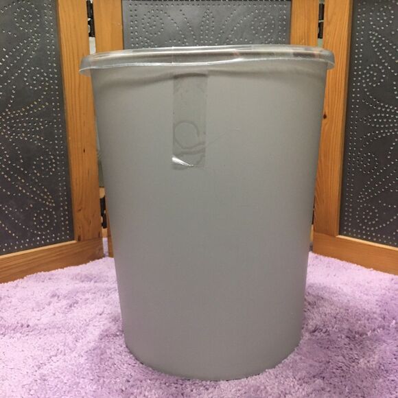 3 Pc Bathroom Set Gray Soap Dispenser Toothbrush Holder Trash Can Dorm room - Picture 4 of 6